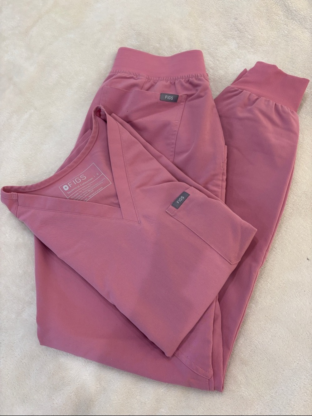 Figs Scrubs Chalk Pink Zamora Jogger Pant and Catarina One-Pocket Top S-tall